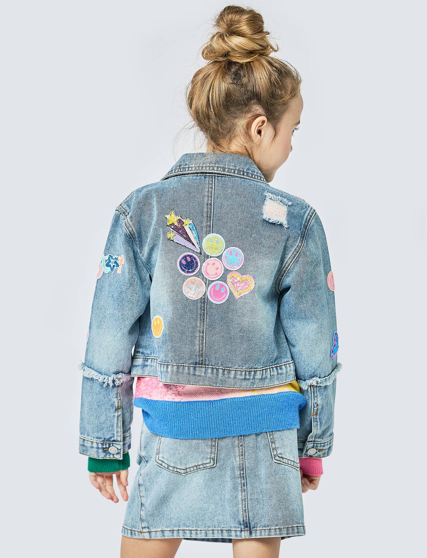 Hannah Banana - VINTAGE JEAN JACKET WITH SEQUIN PATCHES: STONEWASH / 8