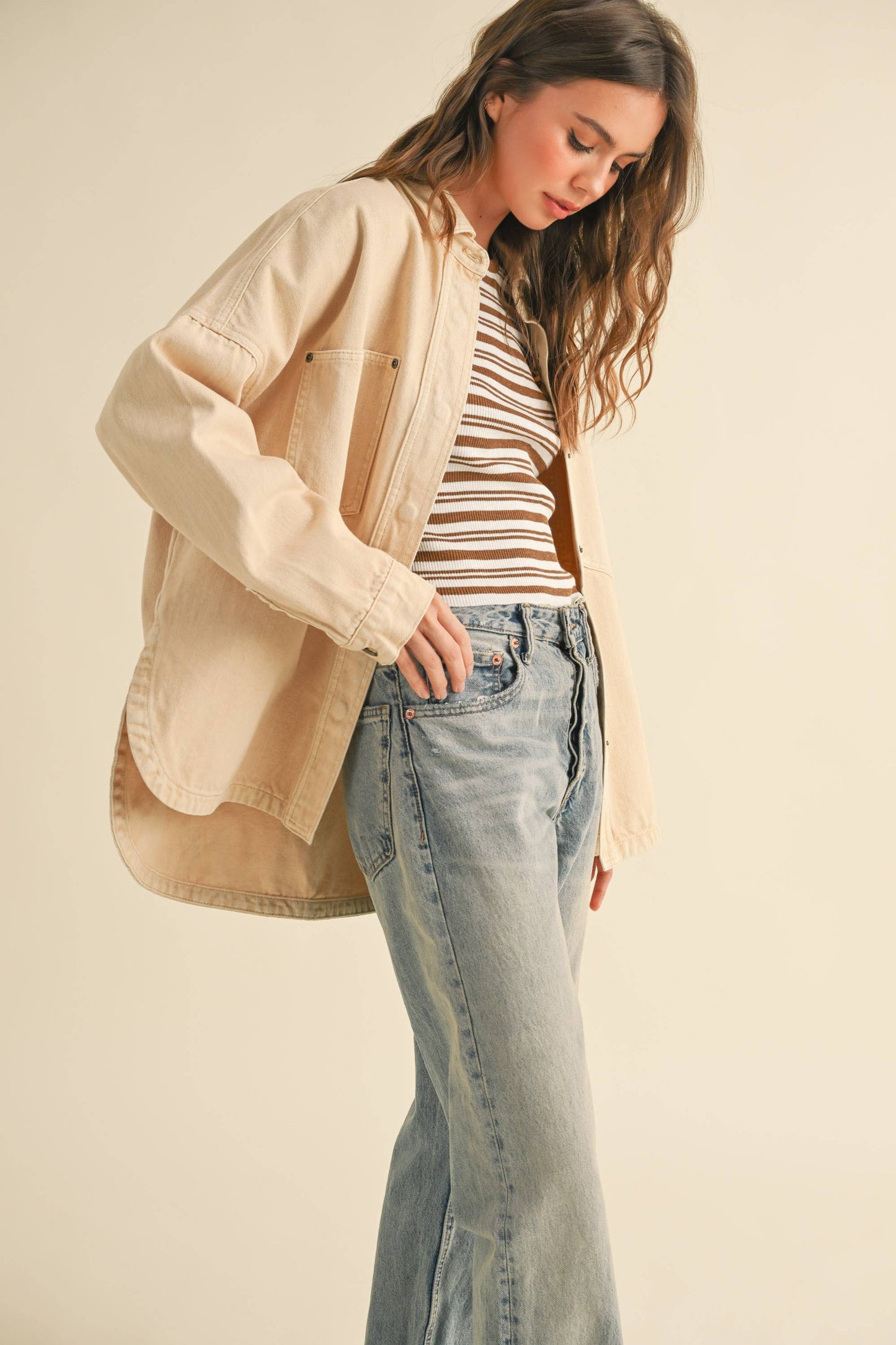 MIOU MUSE - J5364   WASHED SNAP BUTTON DENIM SHACKET: OLIVE
