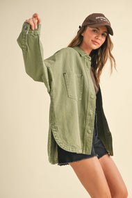 MIOU MUSE - J5364   WASHED SNAP BUTTON DENIM SHACKET: OLIVE