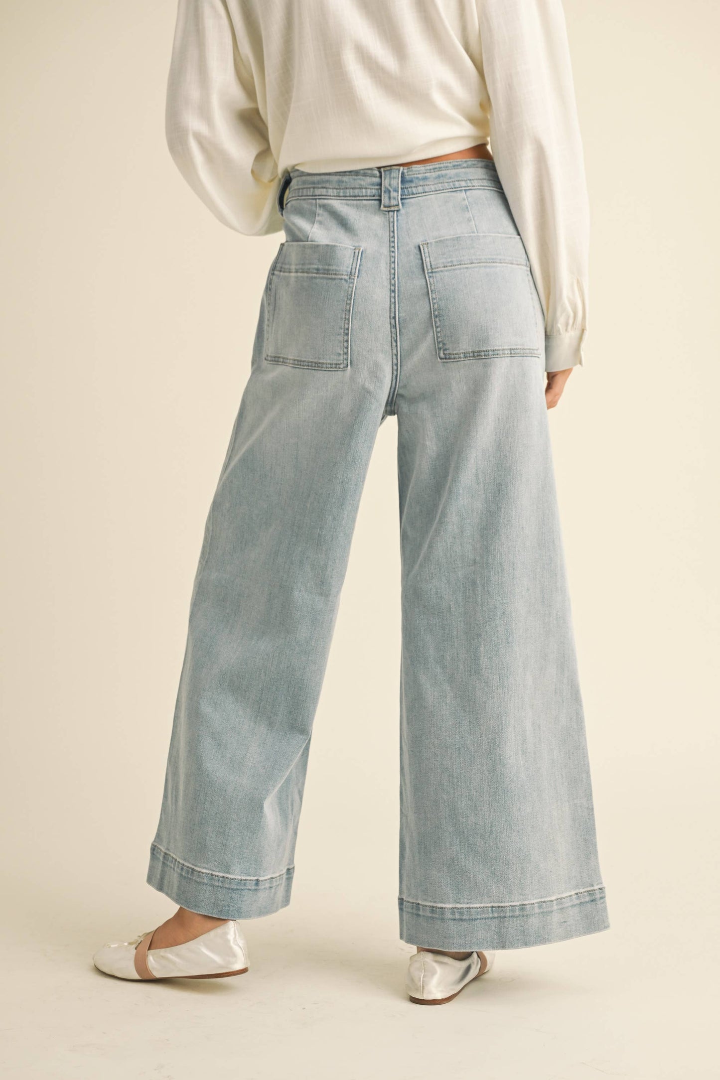 MIOU MUSE - P4880   WASHED DENIM WITH TIE FRONT PANTS: DENIM