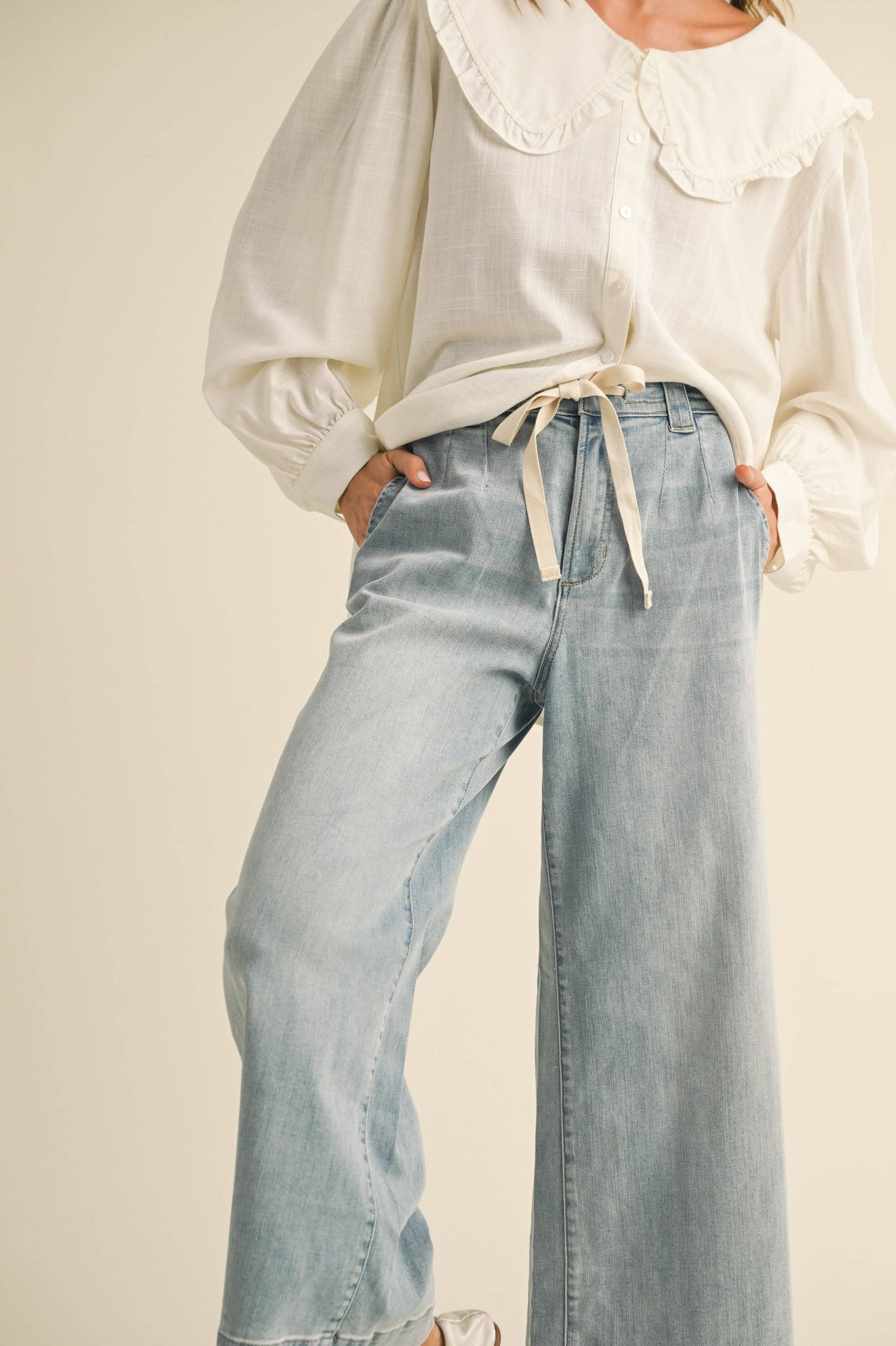 MIOU MUSE - P4880   WASHED DENIM WITH TIE FRONT PANTS: DENIM