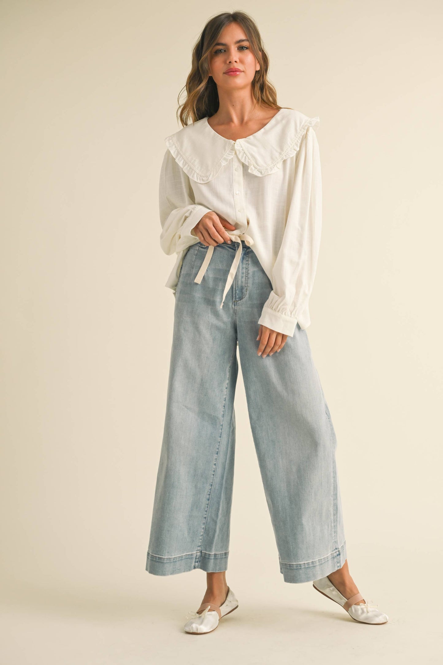 MIOU MUSE - P4880   WASHED DENIM WITH TIE FRONT PANTS: DENIM